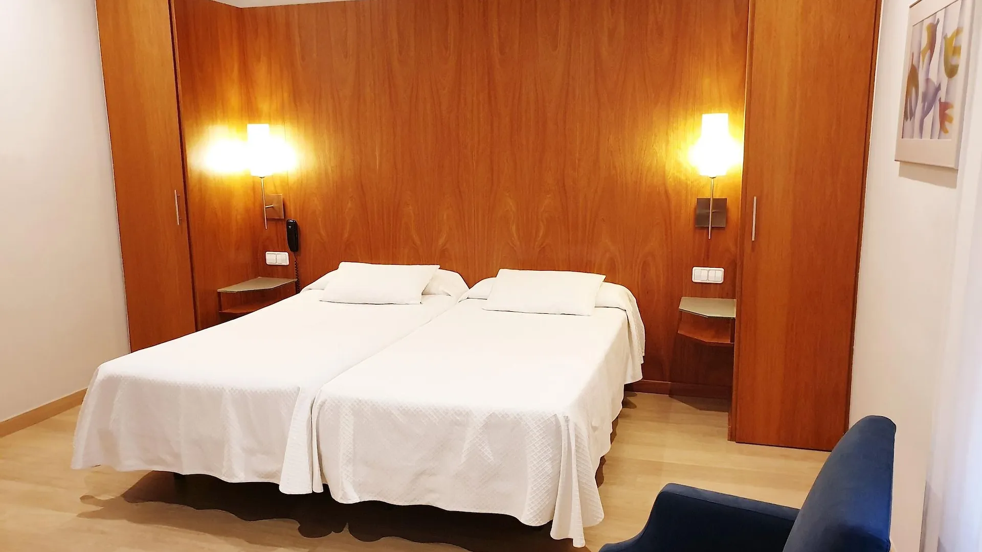 Peninsular Hotel Girona