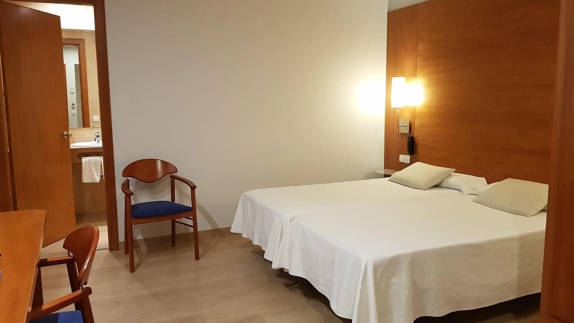 Peninsular Hotel Girona
